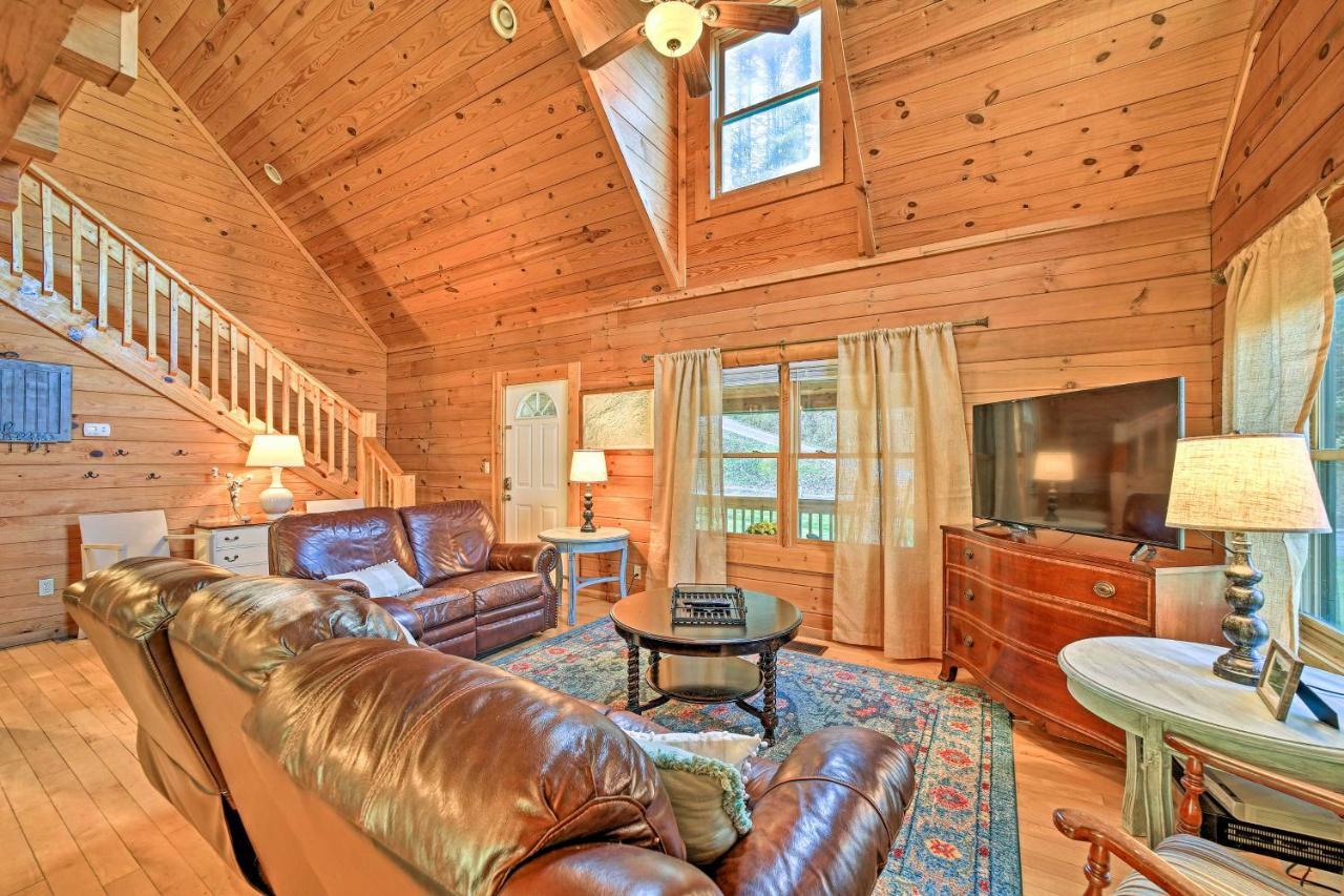 Creekside Bryson City Cabin With Private Hot Tub Extérieur photo