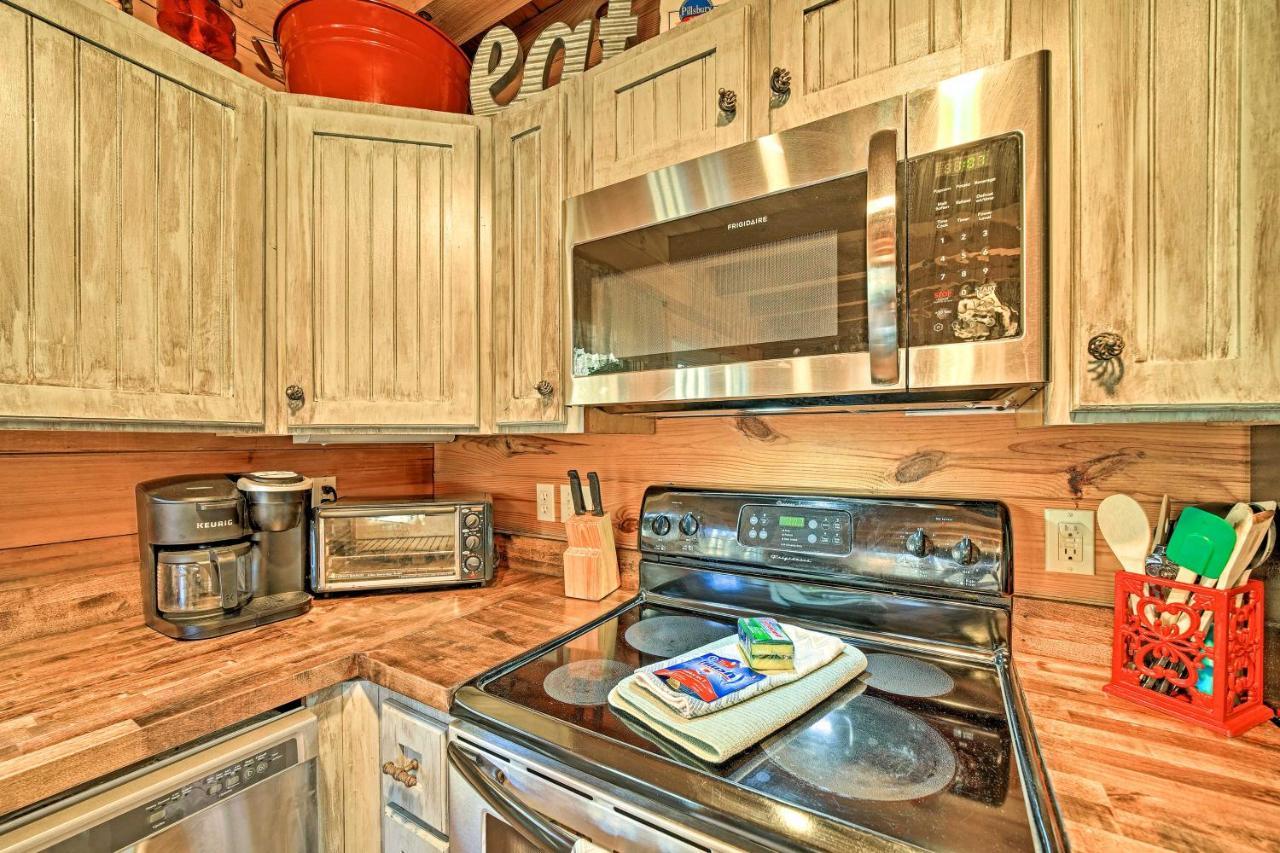 Creekside Bryson City Cabin With Private Hot Tub Extérieur photo