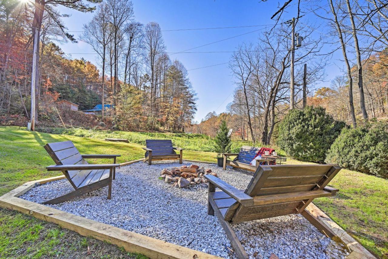 Creekside Bryson City Cabin With Private Hot Tub Extérieur photo