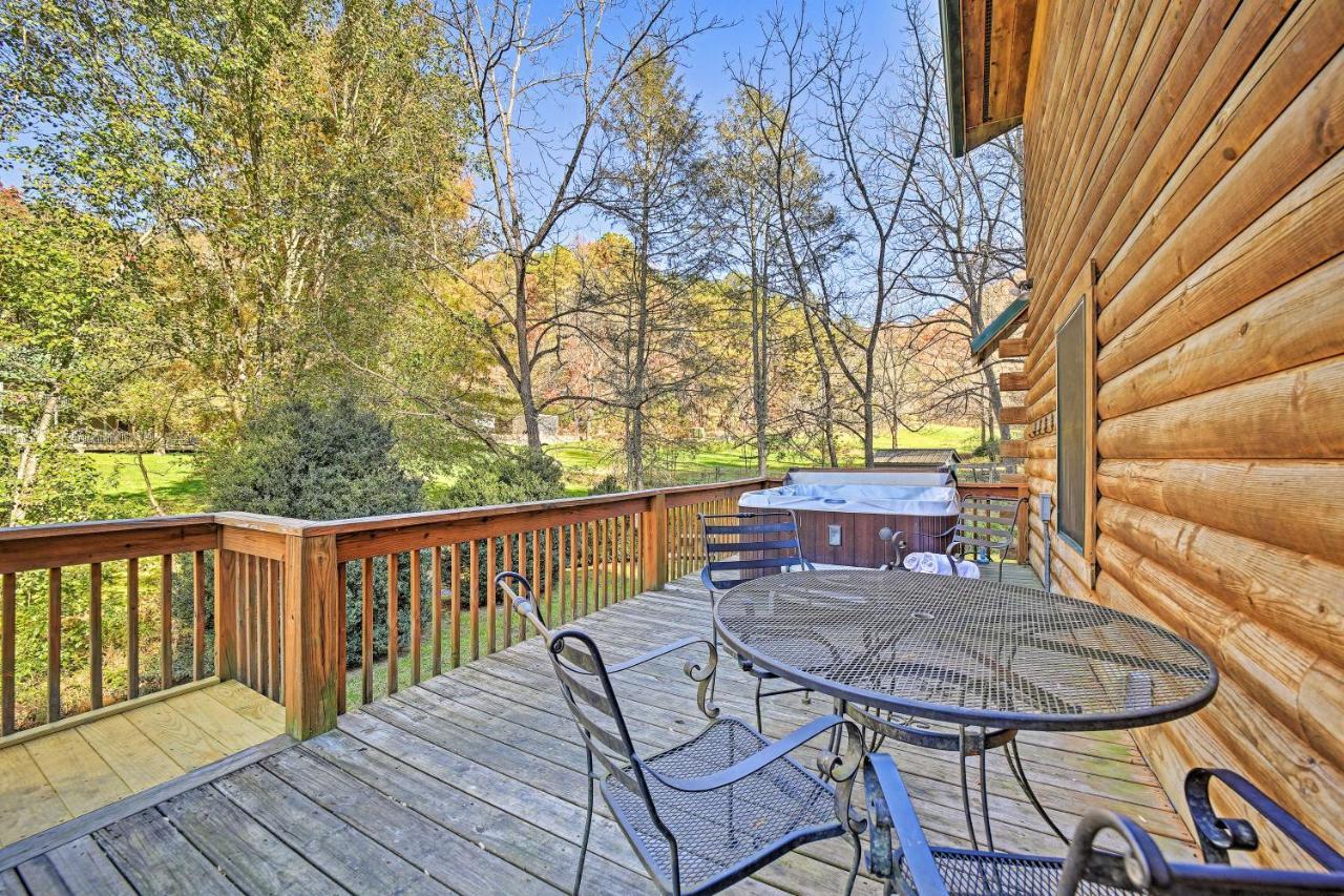 Villa Creekside Bryson City Cabin With Private Hot Tub Extérieur photo