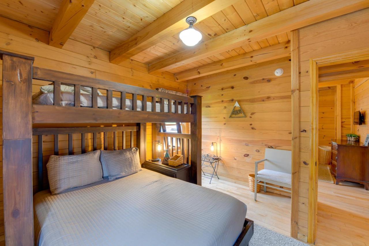 Creekside Bryson City Cabin With Private Hot Tub Extérieur photo